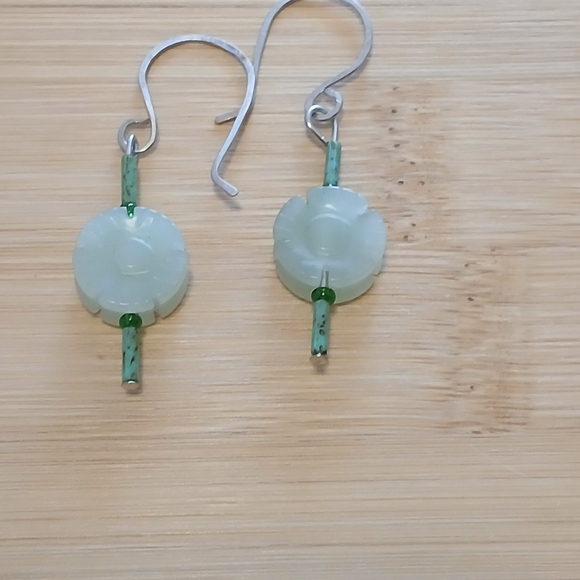 Handmade Jewelry - Chic Mint Green Floral Earrings